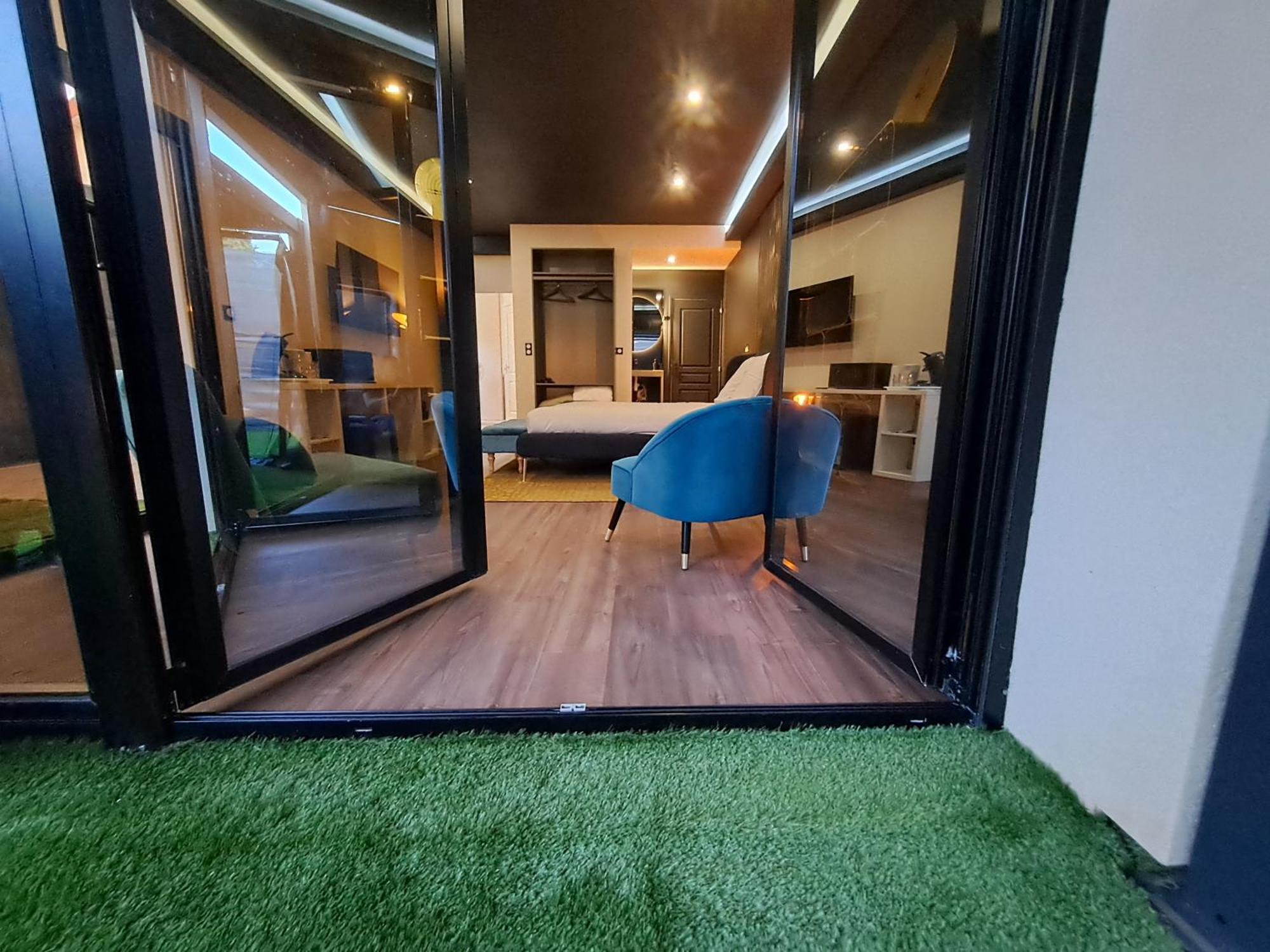 Belle Suite Metro 14 Paris Orly Bagian luar foto